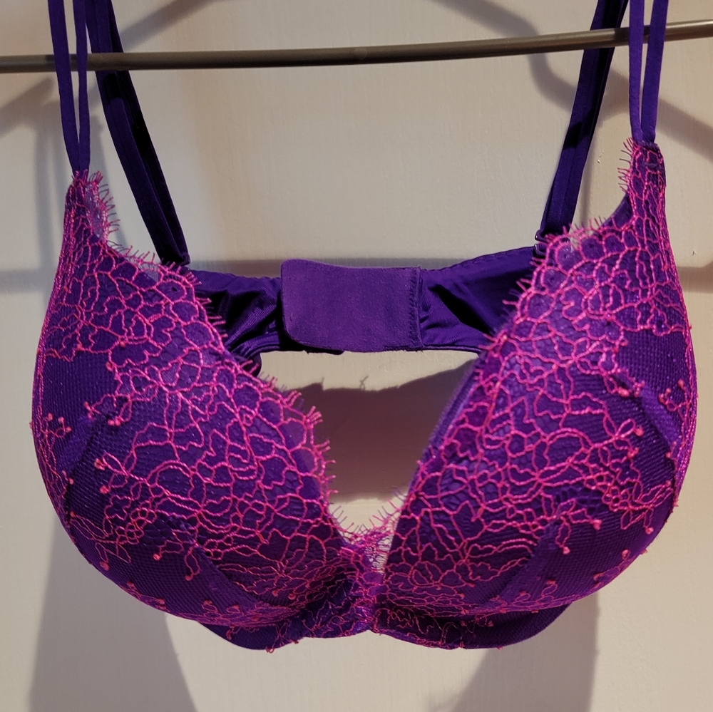 Victoria's Secret Very Sexy PU 32F (32DDD)